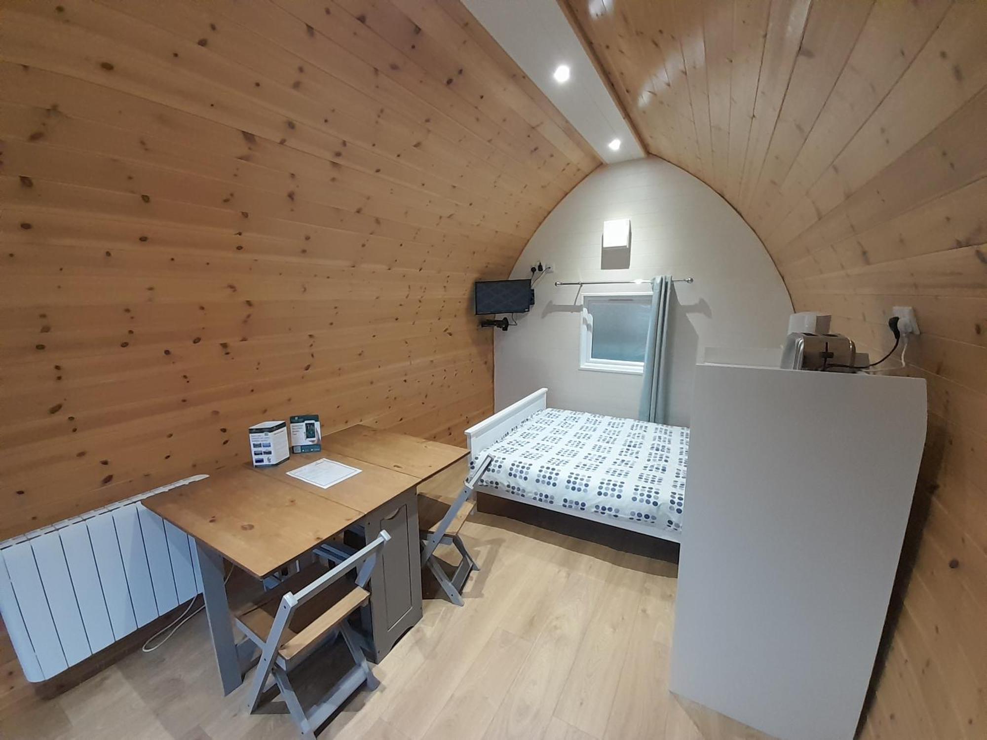 Callander Woods Holiday Park Rom bilde